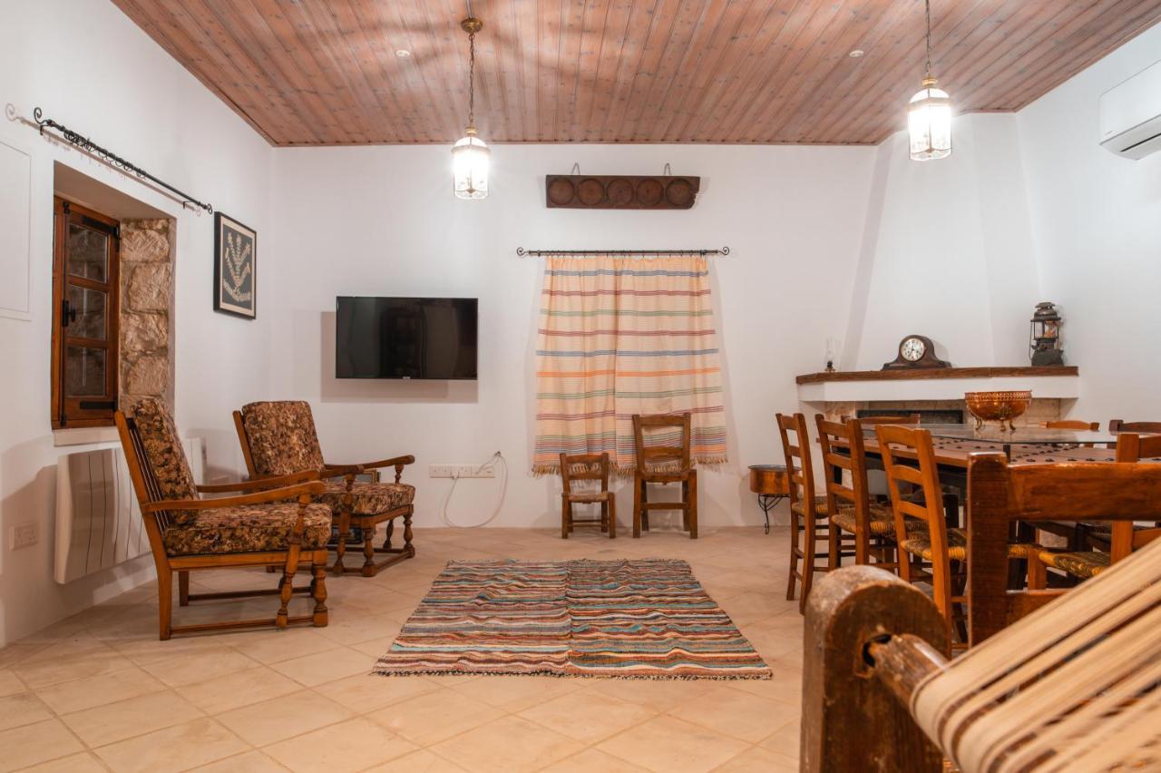 Dhrousha Droshia Traditional Homes, Coco-Mat Full Experience المظهر الخارجي الصورة